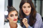 10 hibát a make-up lányok miatt a fiúk undor, az online kiadása a szépség, a lányok és